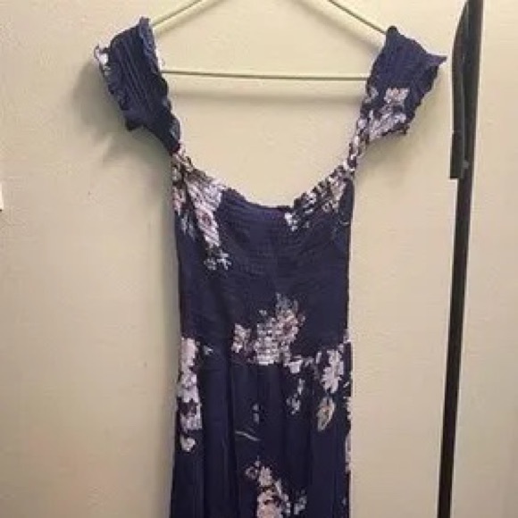 Floral off the shoulder maxi dress - Picture 5 of 5